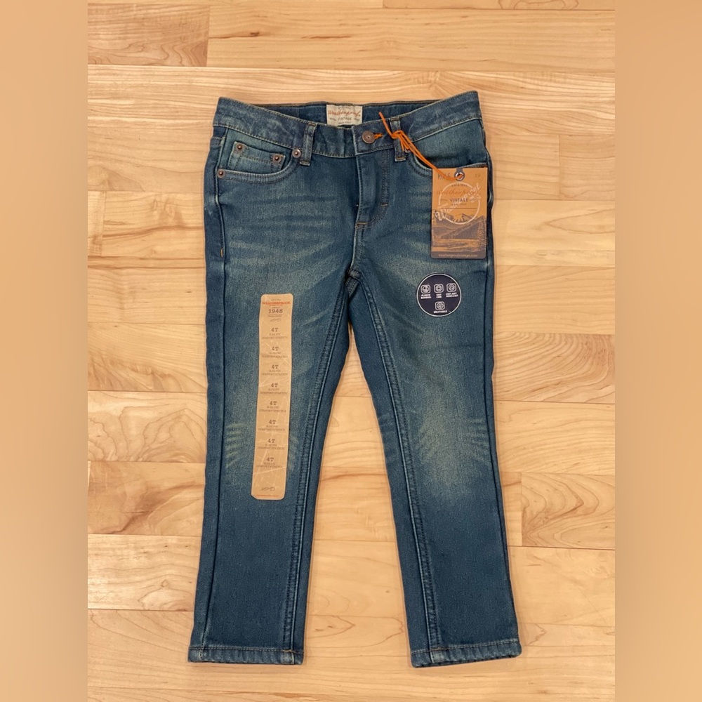 NWT Weatherproof Jean, Size 4T, blue. Fleece Bonded Inside.